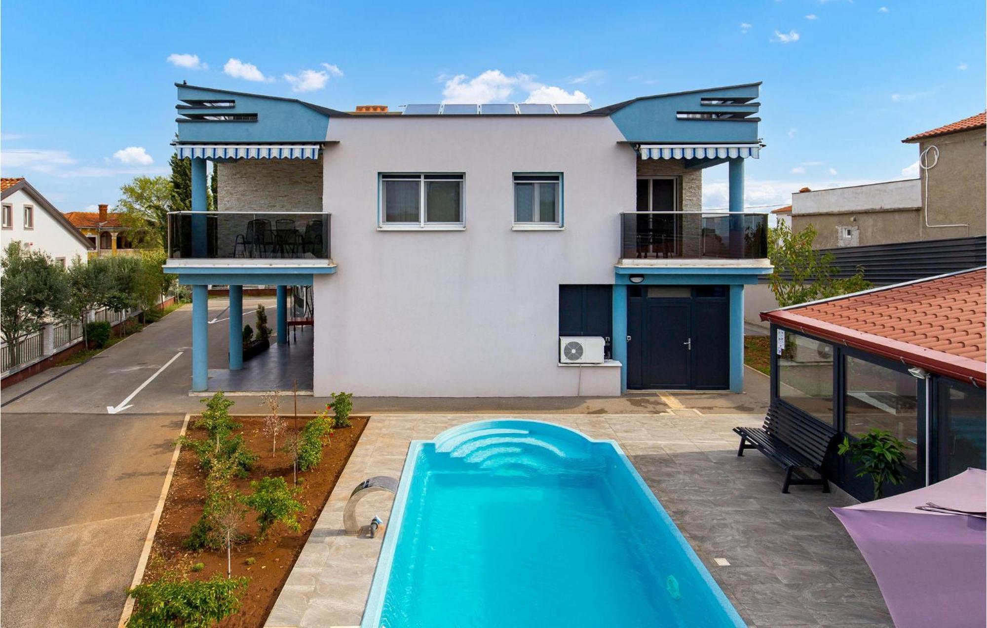 1 Bedroom Beautiful Apartment In Vrh Vrh  Exterior photo
